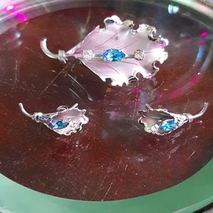 Bond Boyd sterling set, brooch and earrings